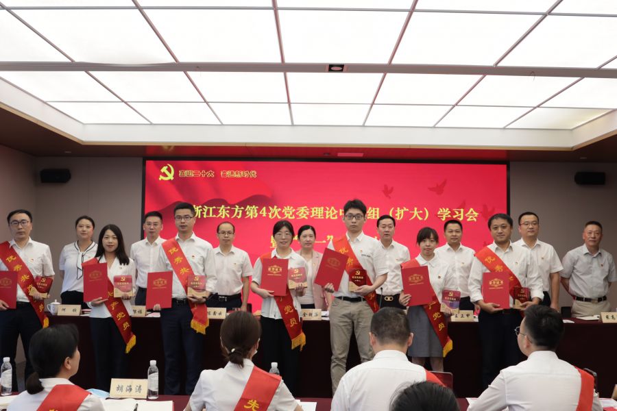 1658459043783956DsrG.jpg 9J6A3028.JPG