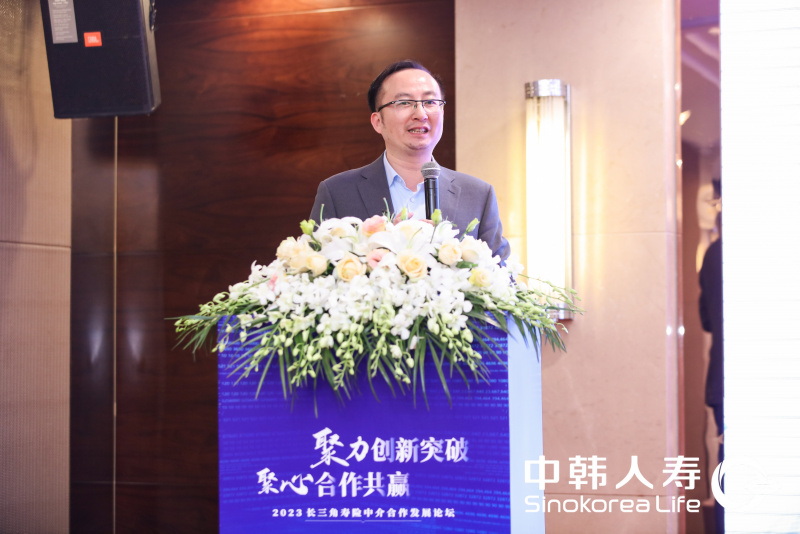 16813570934569438iFD.jpg 3-許閑.jpg